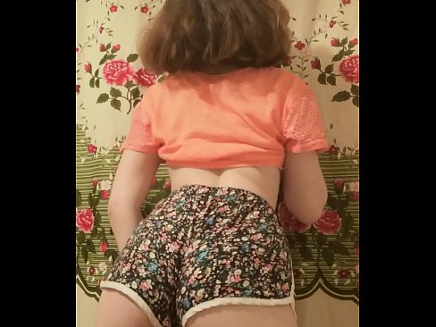 ❤️ Nwa ọhụrụ sexy na-eyipụ uwe mkpirisi ya na igwefoto ️❌  na porn% ig.trysex.ru%  ❌