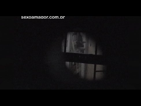 ❤️ Ndị njem agbataobi zoro n'azụ brik nwere oghere na-ese vidiyo na nzuzo na Blondie ️❌  na porn% ig.trysex.ru%  ❌